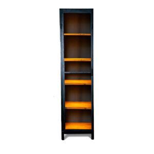 Witryna VETRO I <br> <i><small>Industrialny Minimalizm w Monumentalnym Wydaniu</small></i>